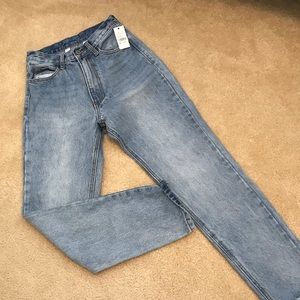 NWT BRANDY MELVILLE MOM STRAIGHT LEG JEANS
